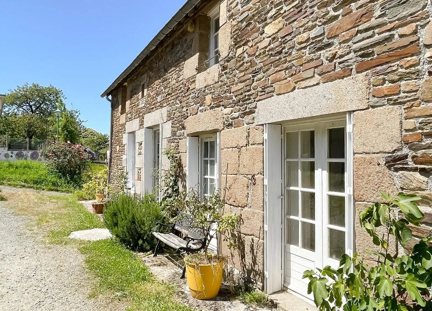 Maison De Charles Sougéal